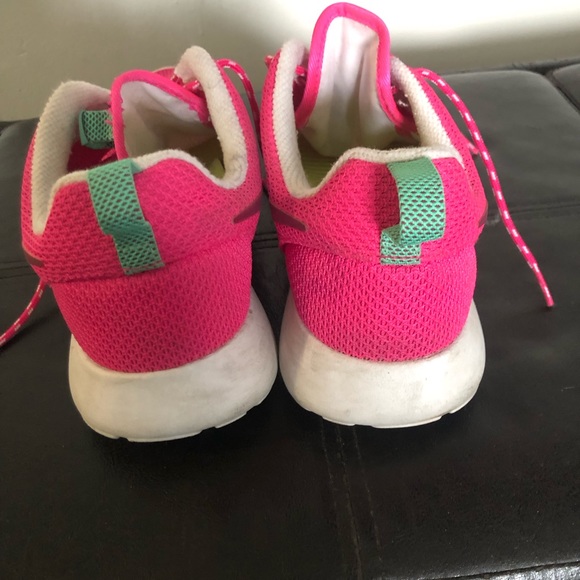 Nike Running Shoes - Picture 4 of 6